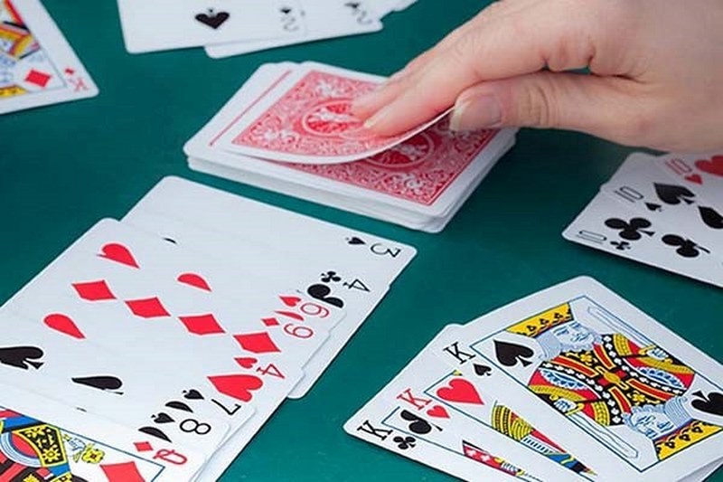 Vì sao nên chơi bài phỏm tại VN88? Bài phỏm